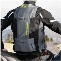 Gilet Motoairbag Mab V3 Fast Loock Airbag Anteriore E Posteriore GrigioGiallo 19 Gilet Motoairbag Mab V3 Fast Loock Airbag Anteriore E Posteriore GrigioGiallo -Dainese Italia gilet motoairbag mab v3 fast loock airbag anteriore e posteriore grigiogiallo 174372 zoom