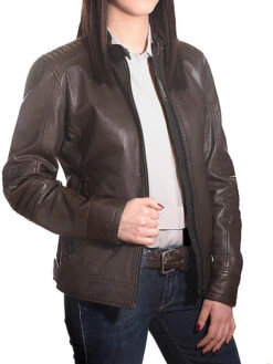 Giubbotto Da Donna Moto In Pelle Custom Vintage Tucano Urbano PELETTE Marrone 18 Giubbotto Da Donna Moto In Pelle Custom Vintage Tucano Urbano PELETTE Marrone -Dainese Italia giubbotto da donna moto in pelle custom vintage tucano urbano pelette marrone 56819 zoom