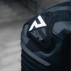 Giubbotto Moto Pelle Rebelhorn VANDAL Nero Bianco -Dainese Italia giubbotto moto pelle rebelhorn vandal nero bianco 231554