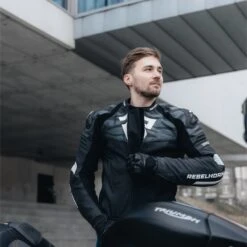 Giubbotto Moto Pelle Rebelhorn VANDAL Nero Bianco -Dainese Italia giubbotto moto pelle rebelhorn vandal nero bianco 231559