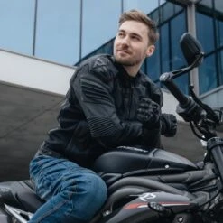 Giubbotto Moto Pelle Rebelhorn VANDAL Nero -Dainese Italia giubbotto moto pelle rebelhorn vandal nero 231530