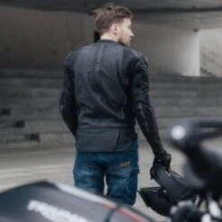 Giubbotto Moto Pelle Rebelhorn VANDAL Nero -Dainese Italia giubbotto moto pelle rebelhorn vandal nero 231531