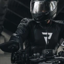 Giubbotto Moto Touring Rebelhorn VELOCE Nero Bianco -Dainese Italia giubbotto moto touring rebelhorn veloce nero bianco 236594