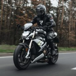 Giubbotto Moto Touring Rebelhorn VELOCE Nero Rosso Fluo -Dainese Italia giubbotto moto touring rebelhorn veloce nero rosso fluo 236602