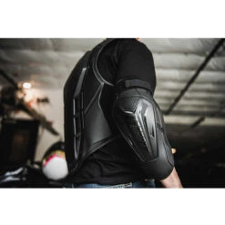 Gomitiere Protettive Moto Cross Enduro Icon FIELD ARMOR 3 Black -Dainese Italia gomitiere protettive moto cross enduro icon field armor 3 black 132773 zoom