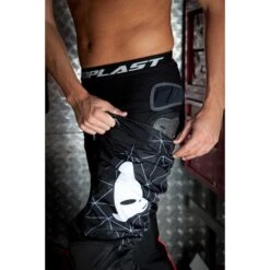 Pantaloni Protettivi Moto Ufo MURYAN MV6 Prot.anca (plast) Nero -Dainese Italia pantaloni protettivi moto ufo muryan mv6 prot anca plast nero 234911 zoom